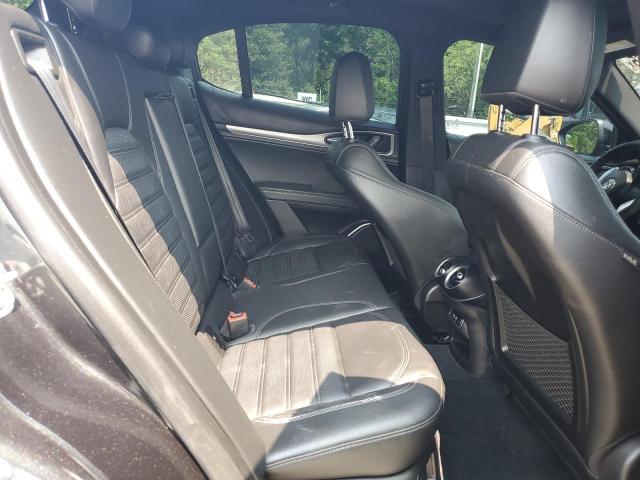 ZASPAKBNXN7D38883 - 2022 ALFA ROMEO STELVIO TI შავი ფოტო 11