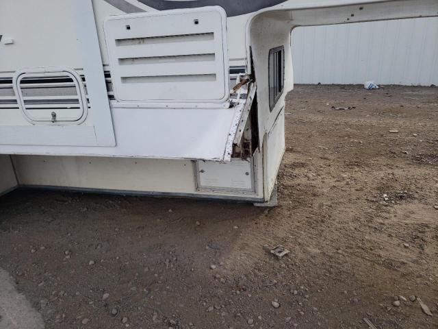 SW811CE0513060 - 2003 SUMM TRAILER WHITE photo 7