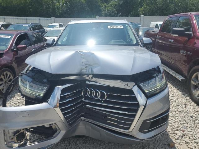WA1VAAF79HD001272 - 2017 AUDI Q7 PRESTIGE SILVER photo 5