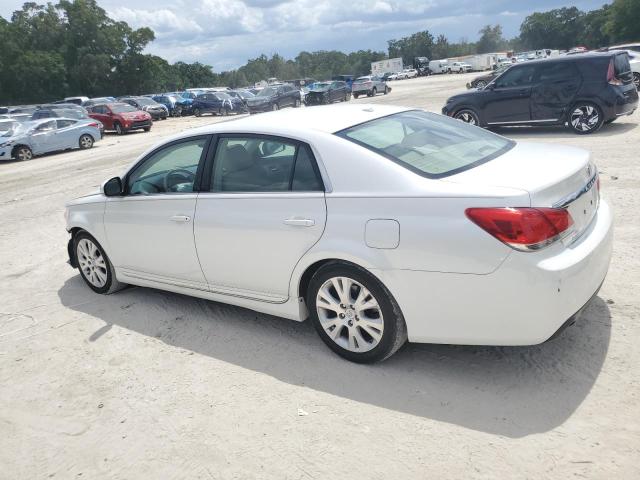4T1BK3DB6CU459137 - 2012 TOYOTA AVALON BASE WHITE photo 2