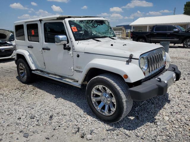 1C4BJWEG2CL175786 - 2012 JEEP WRANGLER U SAHARA WHITE photo 4