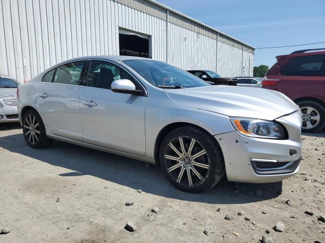 LYV612TK0GB091476 - 2016 VOLVO S60 PREMIER SILVER photo 4