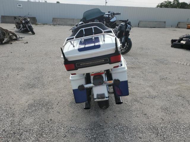 1HD1FC4127Y605770 - 2007 HARLEY-DAVIDSON FLHTCUI 白色 照片 4