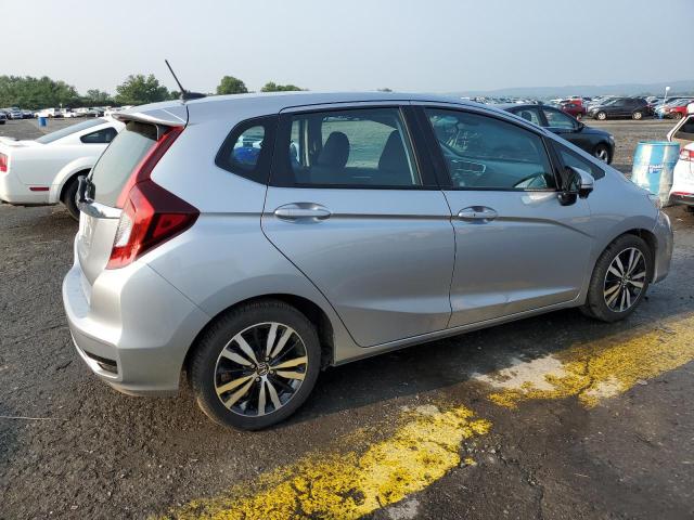 3HGGK5H85KM752097 - 2019 HONDA FIT EX SILVER photo 3