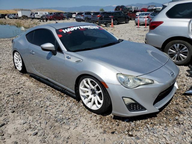 JF1ZNAA19D1713250 - 2013 TOYOTA SCION FR-S 银色 照片 4