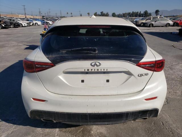 SJKCH5CP3JA044658 - 2018 INFINITI QX30 BASE WHITE photo 6