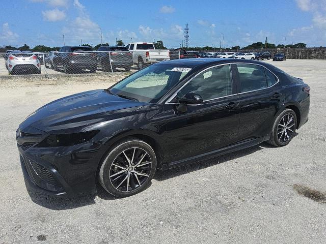 4T1G11AK5RU245038 - 2024 TOYOTA CAMRY SE NIGHT SHADE BLACK photo 1