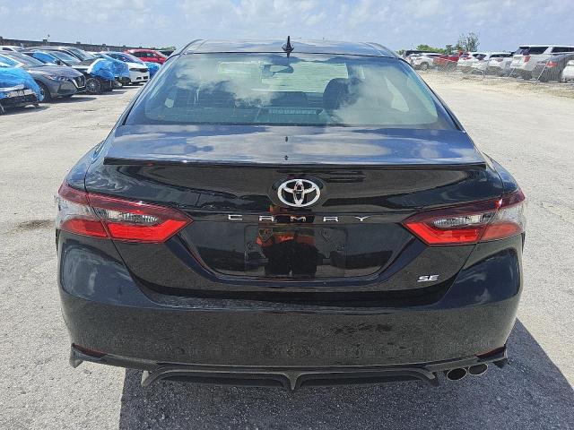 4T1G11AK5RU245038 - 2024 TOYOTA CAMRY SE NIGHT SHADE BLACK photo 6