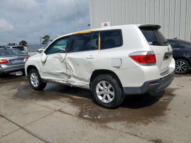 5TDZA3EH6BS015719 - 2011 TOYOTA HIGHLANDER BASE WHITE photo 2