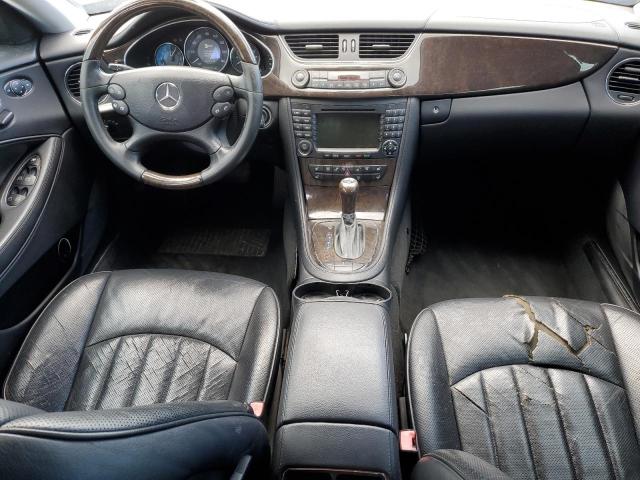 WDDDJ72X58A123127 - 2008 MERCEDES-BENZ CLS 550 SILVER photo 8