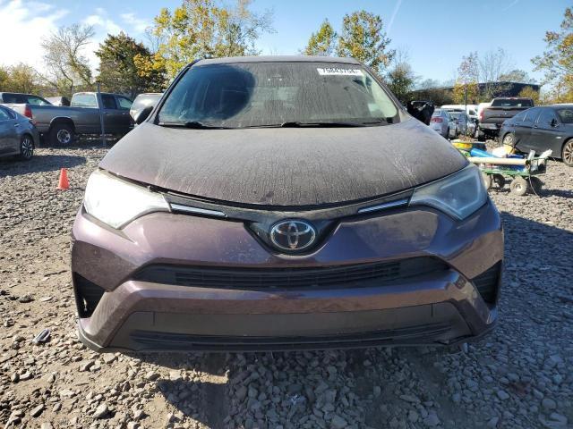 2T3BFREV9JW715212 - 2018 TOYOTA RAV4 LE أرجواني صورة 5