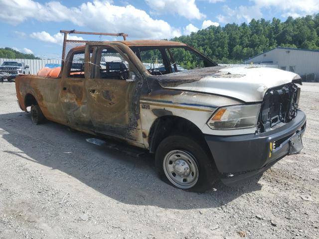 3C6TR5HT3JG301669 - 2018 RAM 2500 ST WHITE photo 4