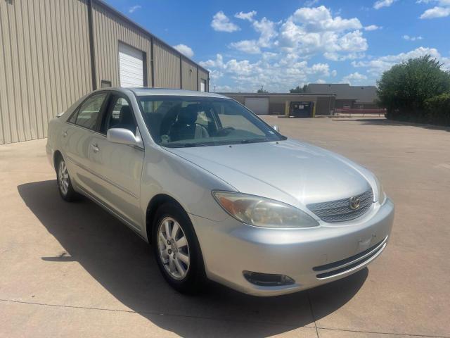 JTDBF32KX20022727 - 2002 TOYOTA CAMRY LE SILVER photo 1