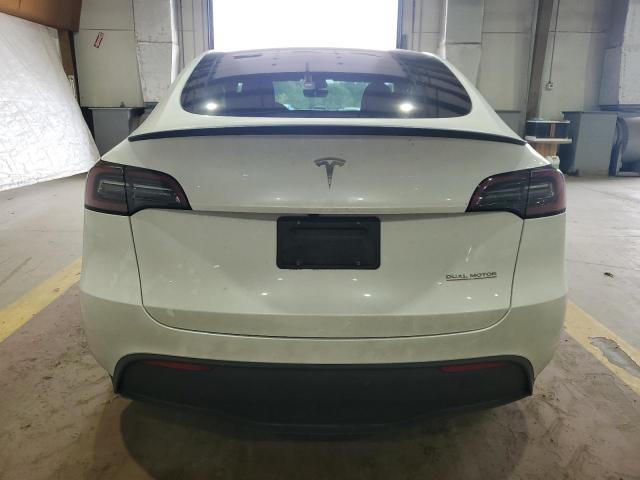 7SAYGDEF0RA257676 - 2024 TESLA MODEL Y WHITE photo 6