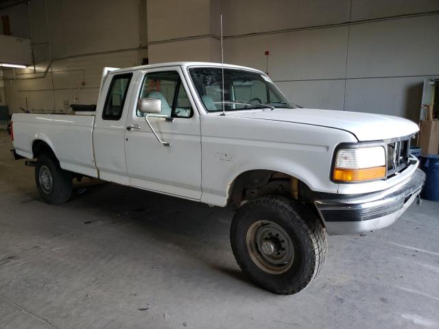 1FTHX26F9VEC04019 - 1997 FORD F250 WHITE photo 4