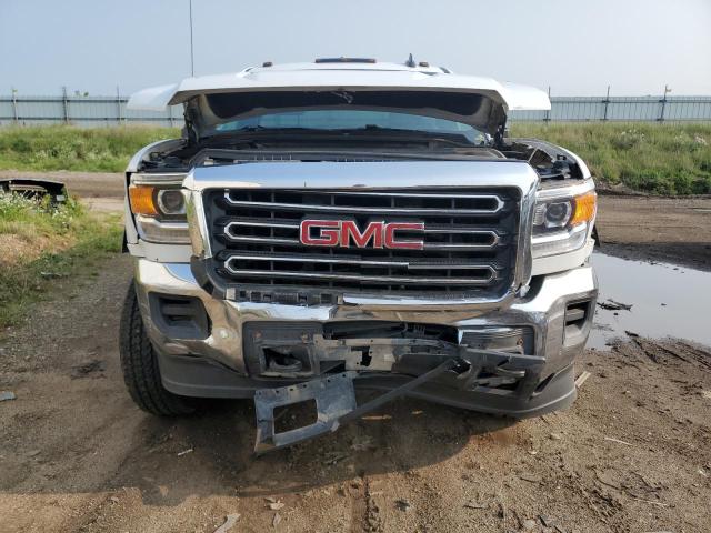 1GT02VEGXGZ132959 - 2016 GMC SIERRA K3500 WHITE photo 5