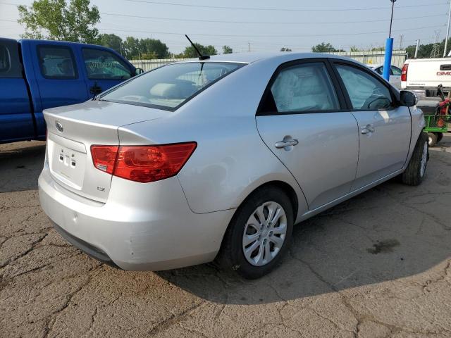 KNAFU4A27A5863286 - 2010 KIA FORTE EX SILVER photo 3