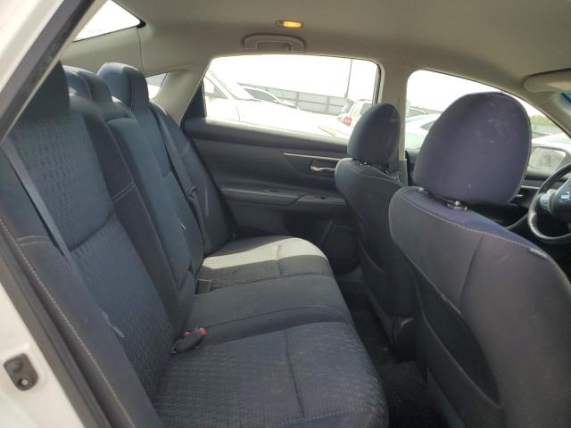 1N4AL3AP3HC126068 - 2017 NISSAN ALTIMA 2.5 WHITE photo 10