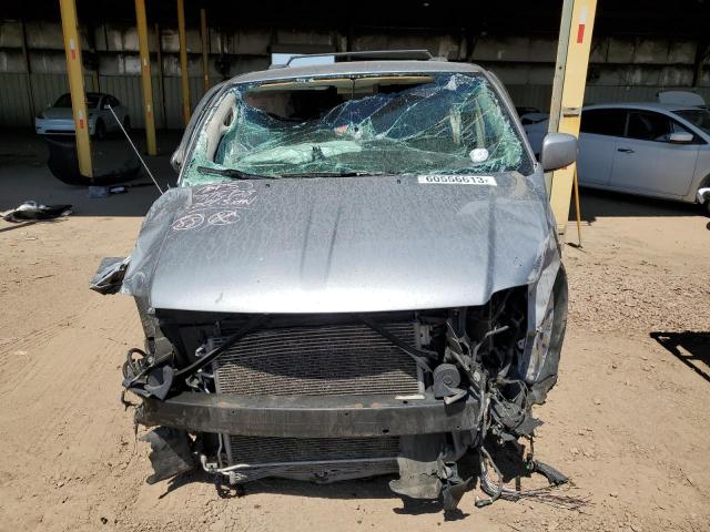 2C4RC1BG4ER342479 - 2014 CHRYSLER TOWN & COU TOURING 银色 照片 5