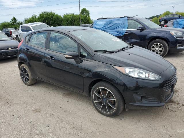 3FADP4EJ1KM136049 - 2019 FORD FIESTA SE BLACK photo 4