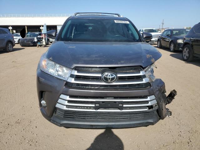 5TDZZRFH9HS215156 - 2017 TOYOTA HIGHLANDER LE CHARCOAL photo 5