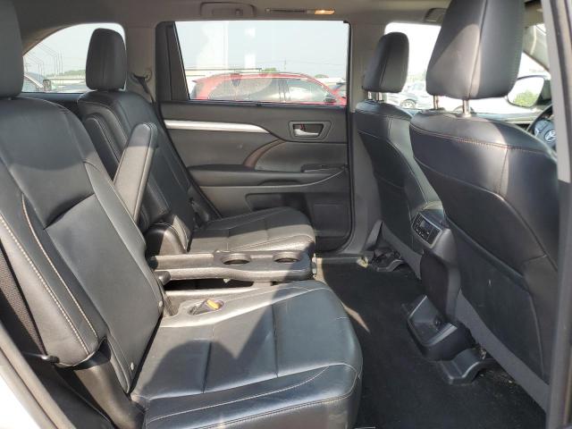 5TDJKRFH3FS148746 - 2015 TOYOTA HIGHLANDER XLE SILVER photo 11