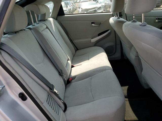 JTDKN3DU8F1937156 - 2015 TOYOTA PRIUS 银色 照片 10