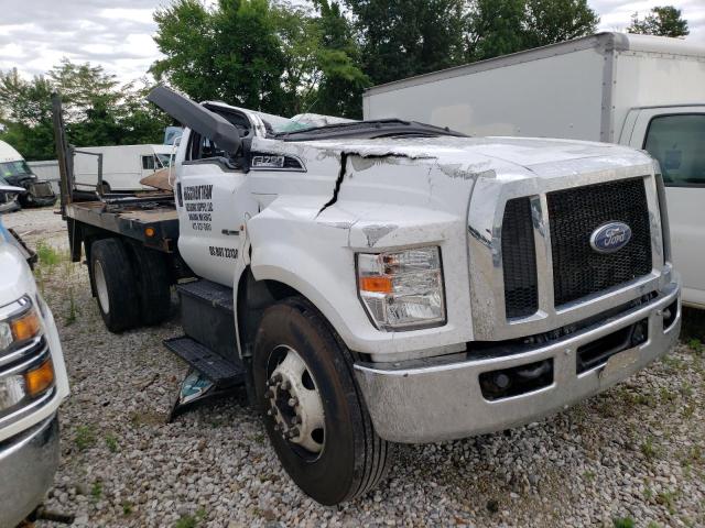 1FDNF7DC1KDF14688 - 2019 FORD F750 SUPER DUTY WHITE photo 4