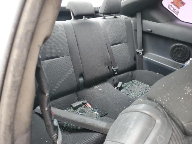 JTKJF5C79B3003935 - 2011 TOYOTA SCION TC 白色 照片 10