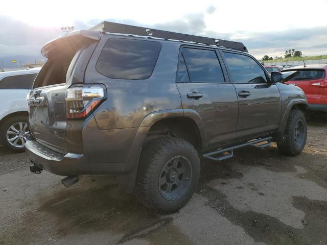 JTEBU5JR7G5304636 - 2016 TOYOTA 4RUNNER SR5/SR5 PREMIUM 灰色 照片 3