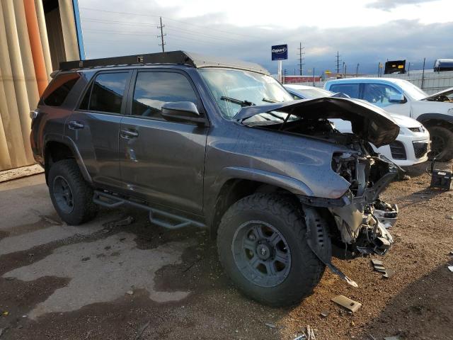 JTEBU5JR7G5304636 - 2016 TOYOTA 4RUNNER SR5/SR5 PREMIUM 灰色 照片 4