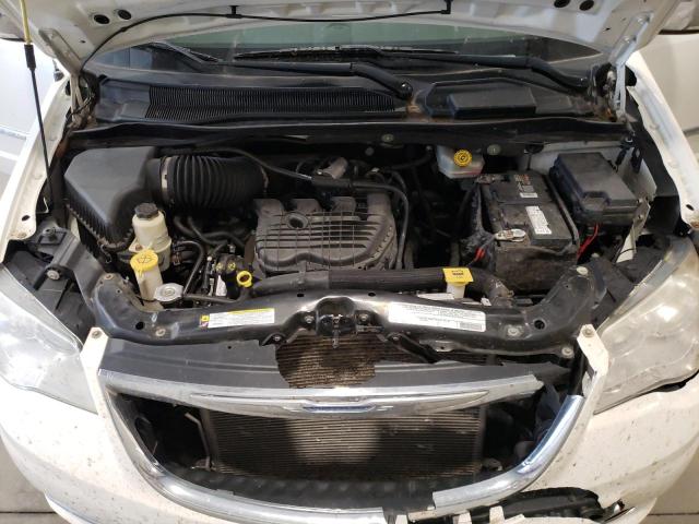 2C4RC1CG2CR229559 - 2012 CHRYSLER TOWN & COU TOURING L WHITE photo 12