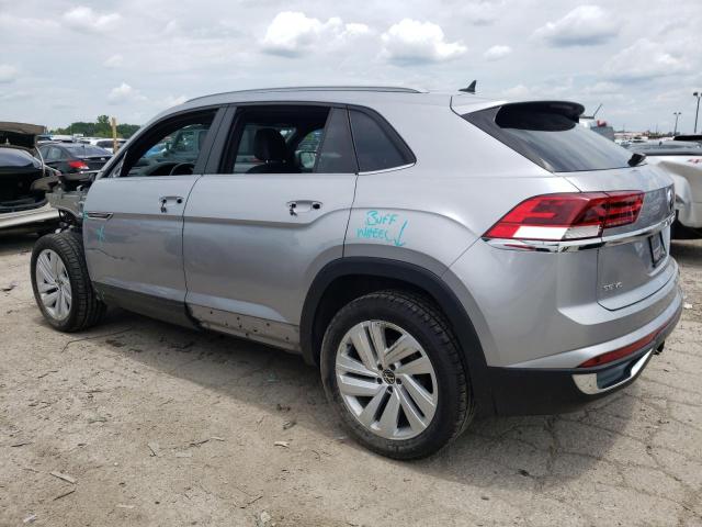 1V21E2CAXLC227445 - 2020 VOLKSWAGEN ATLAS CROS SE SILVER photo 2