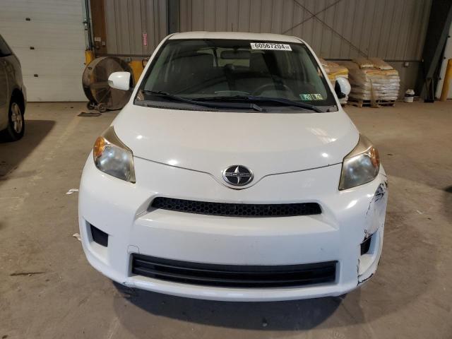 JTKKUPB42E1043352 - 2014 TOYOTA SCION XD WHITE photo 5