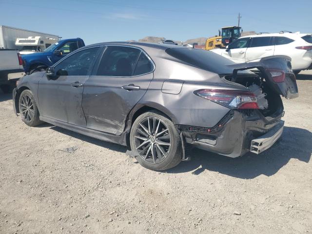 4T1G11AK6PU732178 - 2023 TOYOTA CAMRY SE NIGHT SHADE GRAY photo 2
