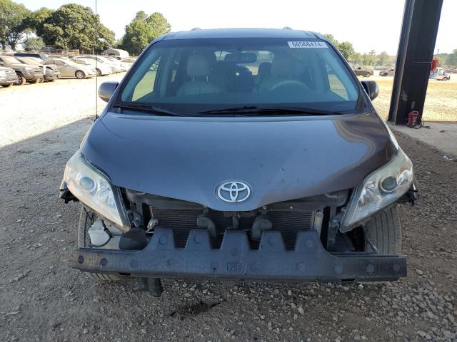 5TDKK3DC3ES417478 - 2014 TOYOTA SIENNA LE GRAY photo 5