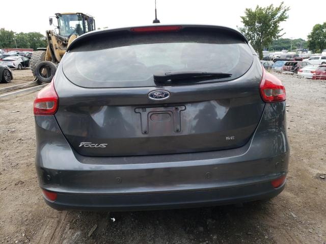 1FADP3K22GL304829 - 2016 FORD FOCUS SE GRAY photo 6