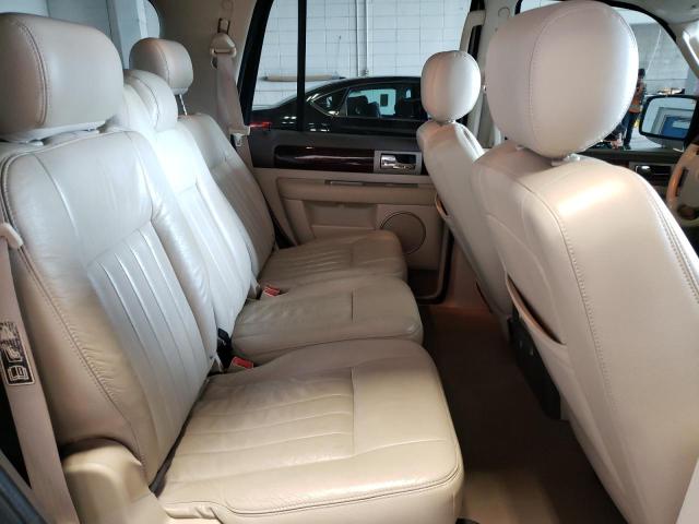 5LMFU27R94LJ03462 - 2004 LINCOLN NAVIGATOR 金色 照片 10