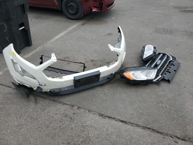 MAJ6S3GL4KC296301 - 2019 FORD ECOSPORT SE Білий фото 13