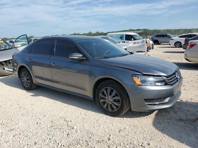 1VWAT7A30FC006012 - 2015 VOLKSWAGEN PASSAT S GRAY photo 4