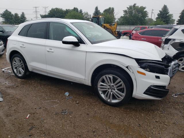 WA1CNAFY6J2216694 - 2018 AUDI Q5 PRESTIGE WHITE photo 4