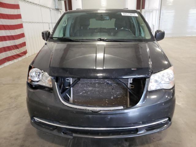 2C4RC1BG9CR286973 - 2012 CHRYSLER TOWN & COU TOURING CHARCOAL photo 5