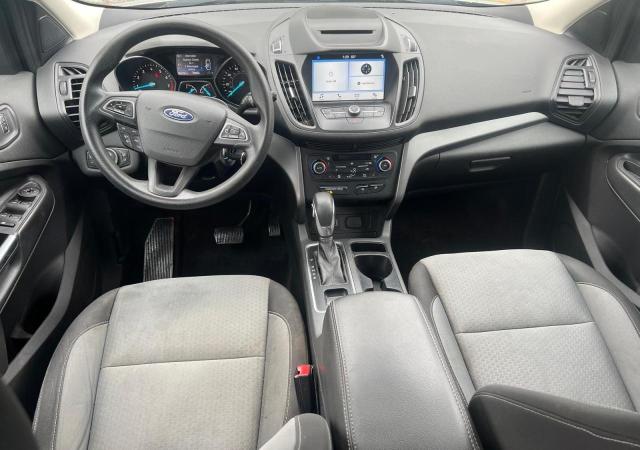 1FMCU9GD4JUB01319 - 2018 FORD ESCAPE SE 银色 照片 9