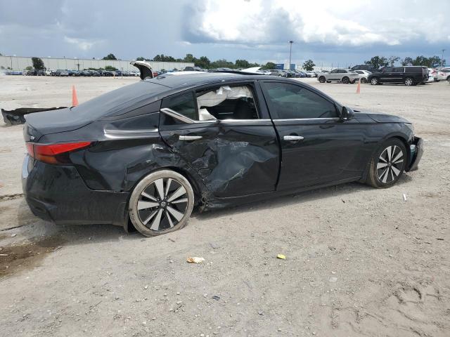 1N4BL4DV0MN310743 - 2021 NISSAN ALTIMA SV BLACK photo 3