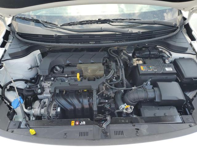 3KPA24AD4LE333353 - 2020 KIA RIO LX WHITE photo 11