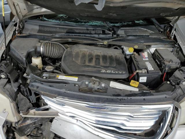 2A4RR8DG1BR676009 - 2011 CHRYSLER TOWN & COU TOURING L SILVER photo 12