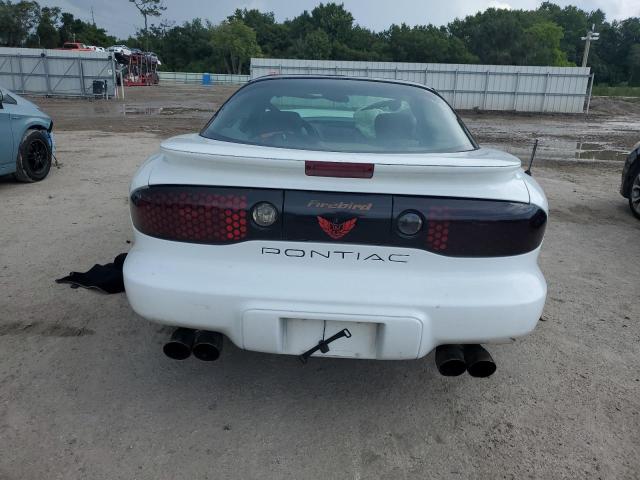 2G2FS22K222132357 - 2002 PONTIAC FIREBIRD WHITE photo 6