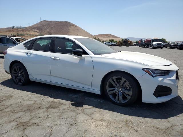 19UUB5F51NA001897 - 2022 ACURA TLX TECH A WHITE photo 4