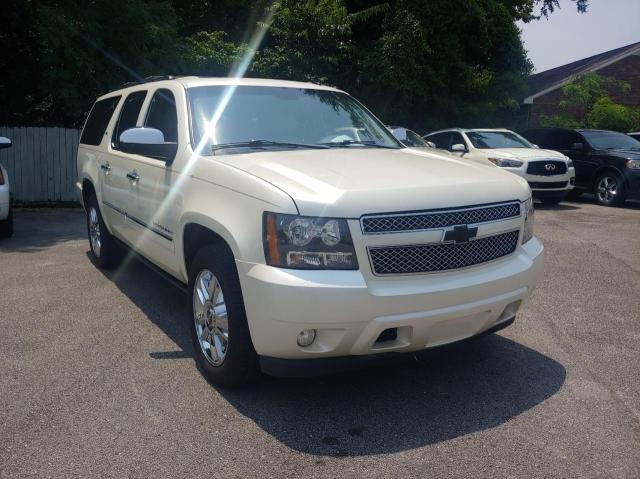 1GNUKKE38AR171545 - 2010 CHEVROLET SUBURBAN K1500 LTZ WHITE photo 1