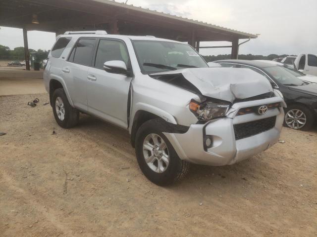 JTEBU5JR2H5421607 - 2017 TOYOTA 4RUNNER SR5/SR5 PREMIUM 银色 照片 4